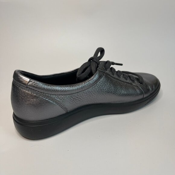 ECCO Women's Soft 7 Metallic Sneaker - Picture 5 of 9